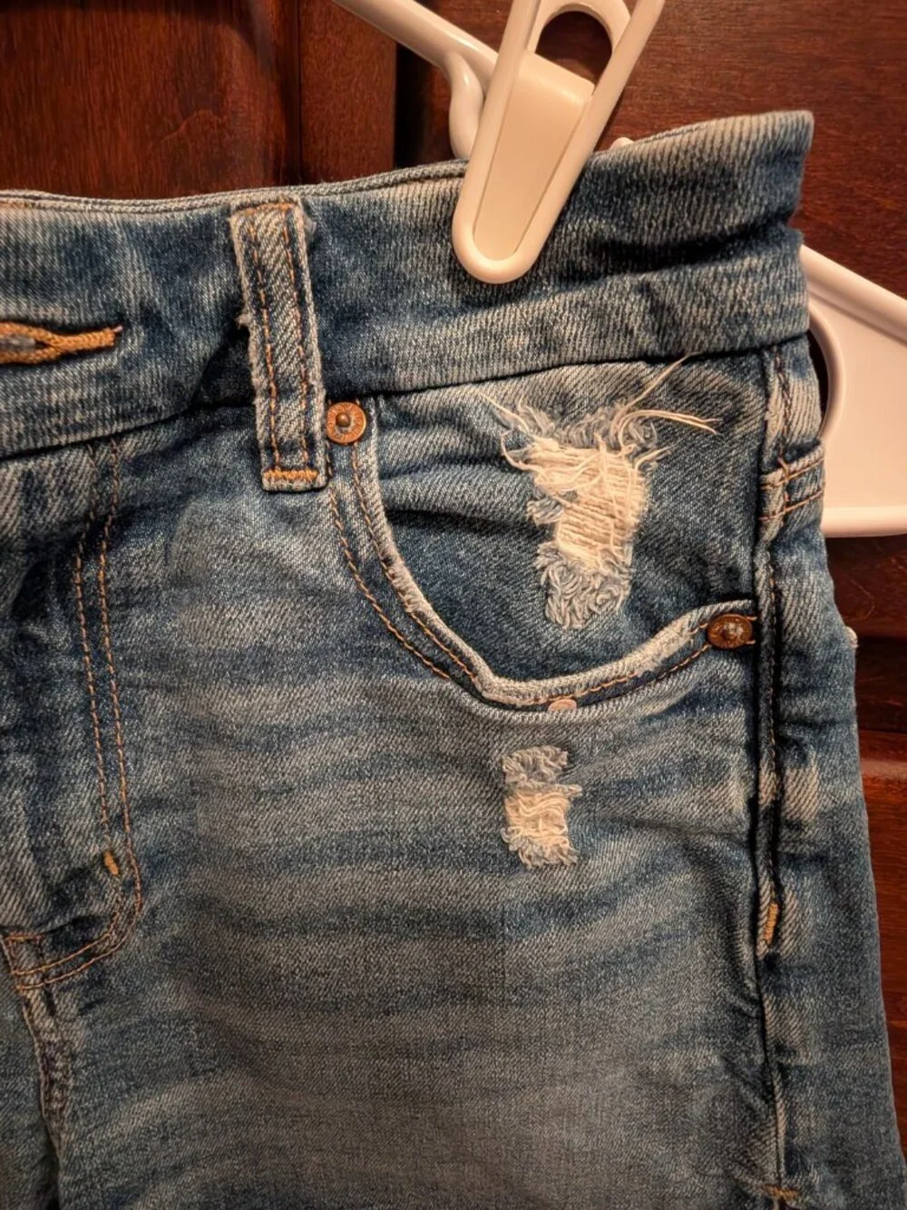 American Eagle Outfitters size nicely